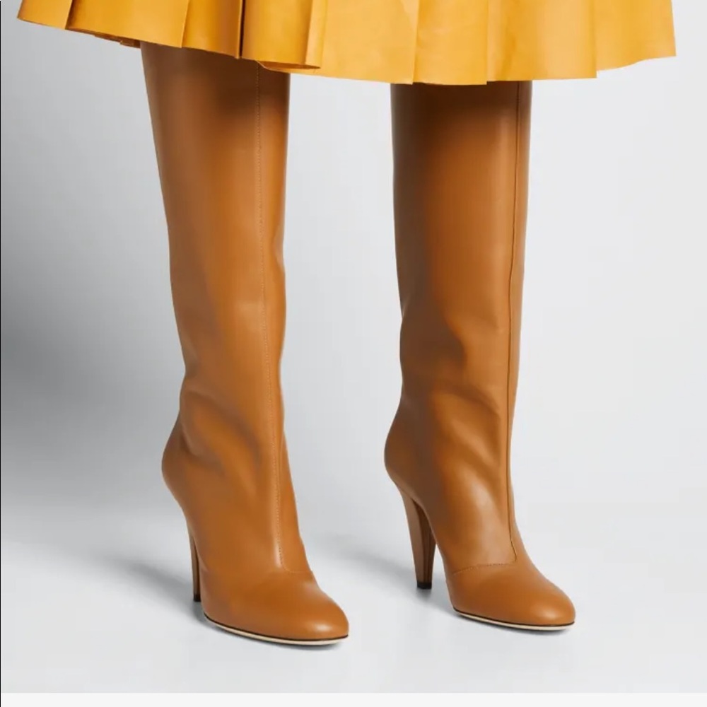 Fendi 95mm calf leather knee boots
3.8" covered heel
New, never worn, camel,